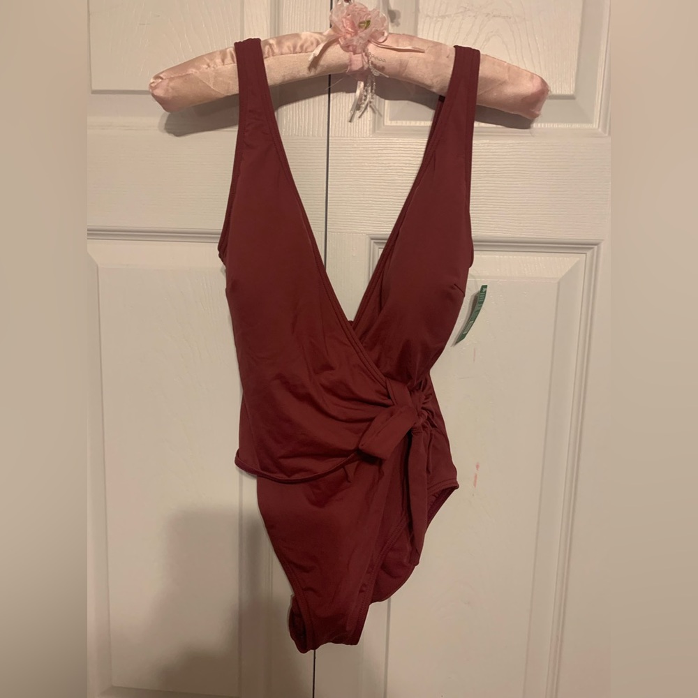 Gap Wrap Front One-Piece Swimsuit size M - Picture 4 of 6